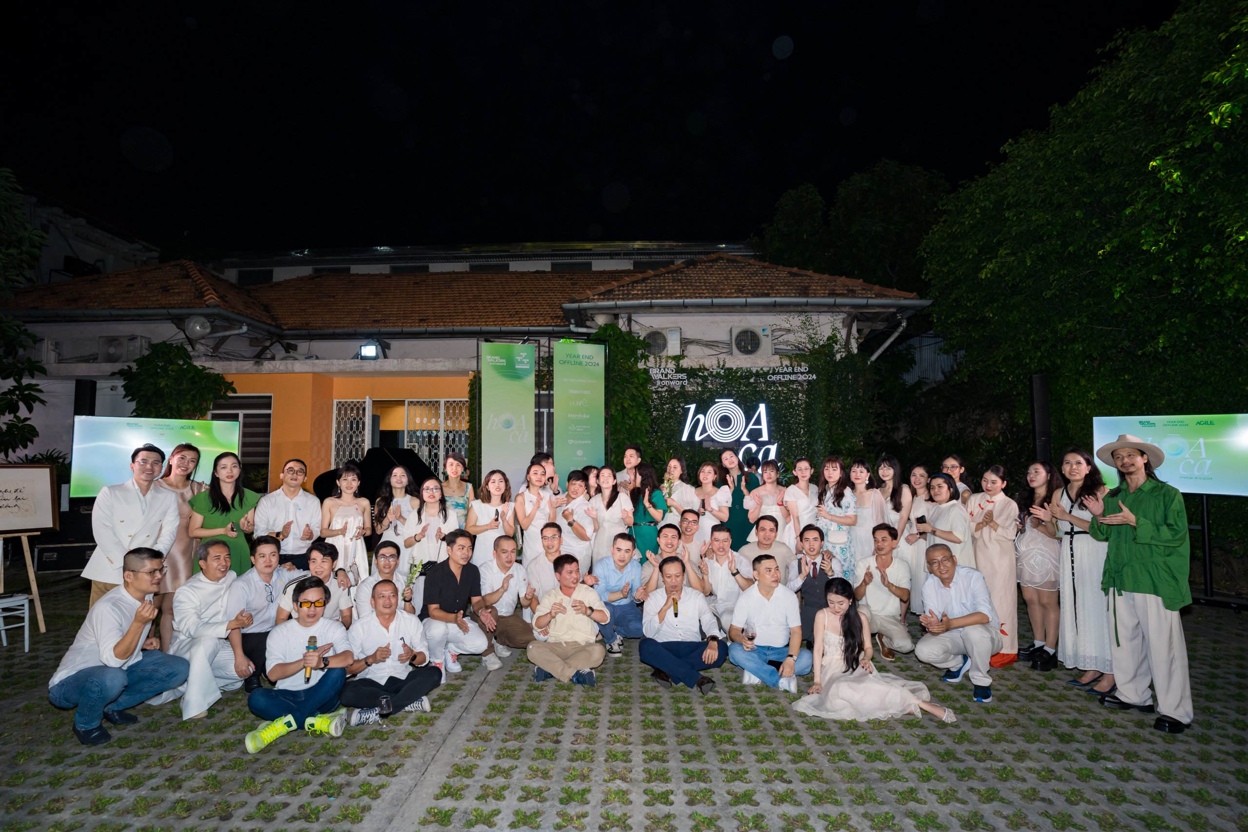 12 12024 YEP Cong dong Brand Walkers scaled