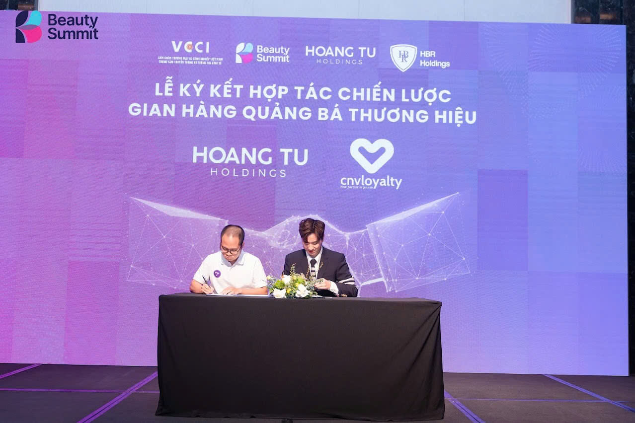 Beauty Summit 2024 Le Ky Ket Hop Tac Chien Luoc Giua Hoang Tu Holdings va CNV Loyalty